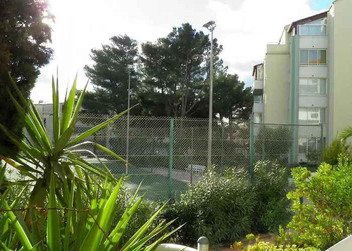 2 Pieces Avec Parking, A 150m De La - Fr-1-338-13 Sète