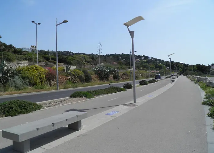 Lägenhet 2 Pieces Avec Parking, A 150m De La - Fr-1-338-13